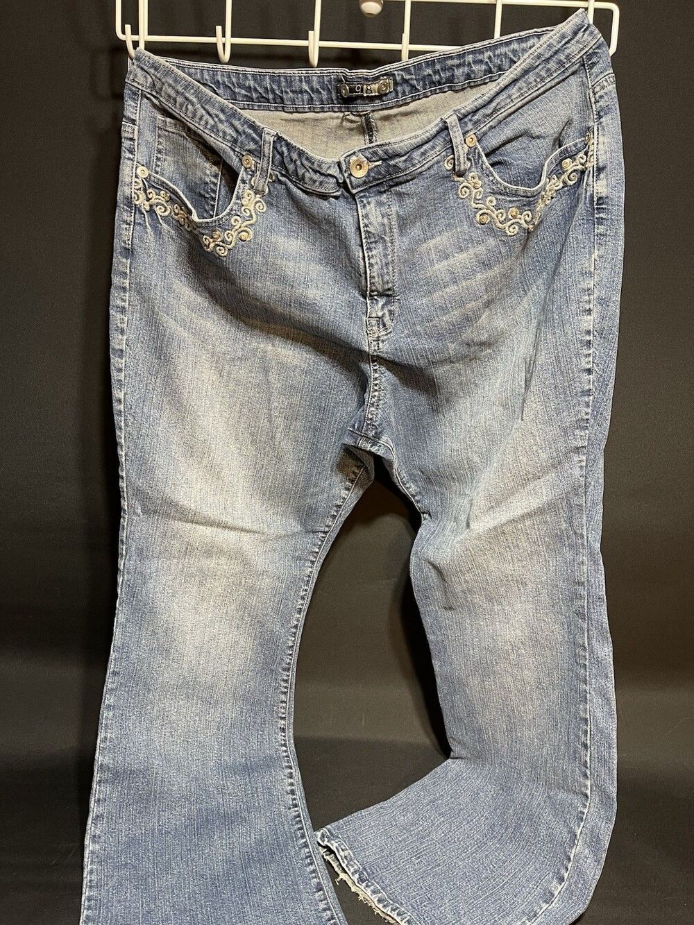 98 Jeans W/Decorative Stitch & Diamond Pocket Trim Read Measurements #0291